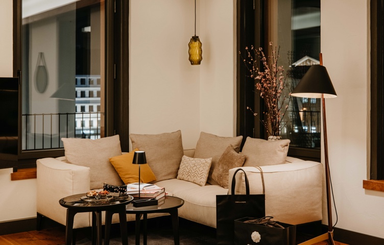 Junior Suite | Corner Room