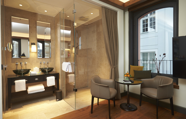 Junior Suite | Corner Room