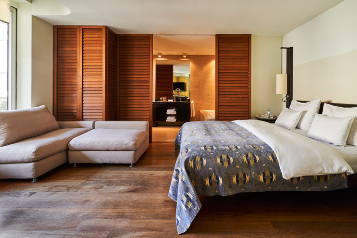 Courtyard Room